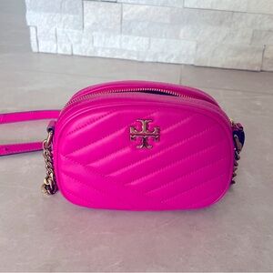 Tory Burch Kira Chevron Camera Bag